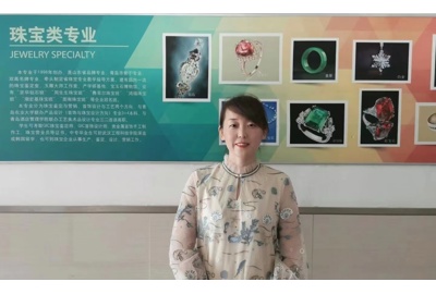 青岛经济职业学校“十个一”师资库——董杰