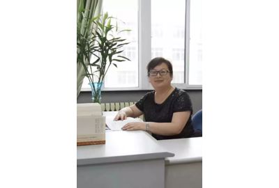 热烈祝贺卢齐老师荣获省优秀教师称号，赵欣老师荣获市优秀教师称号