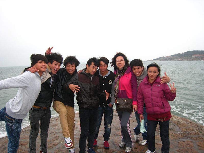 f8210b18e0874cafa1af2513464fa4e6.jpg