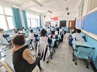 【经济家校日志】暖心驻校伴成长，家校同心筑未来——2025级9班家长驻校办公日志