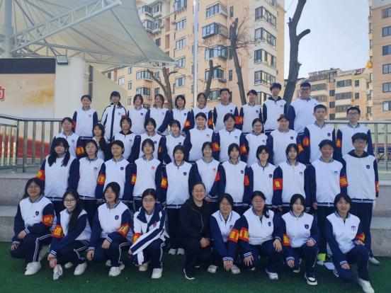 【经济快讯】践劳动以润玉，行文明而致美——青岛经济职业学校2025级4班值周风采