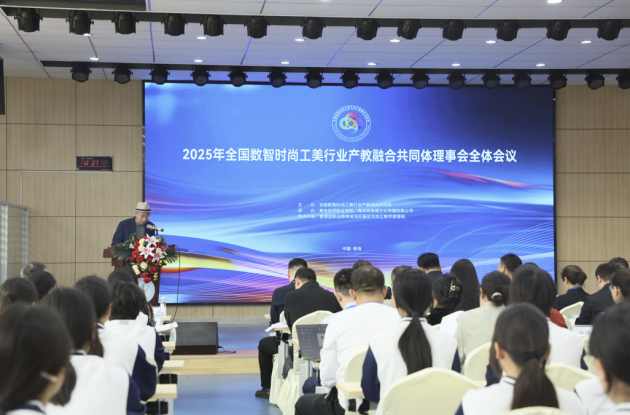 ce795ca1-80bd-42ea-951a-7bcc533da63f